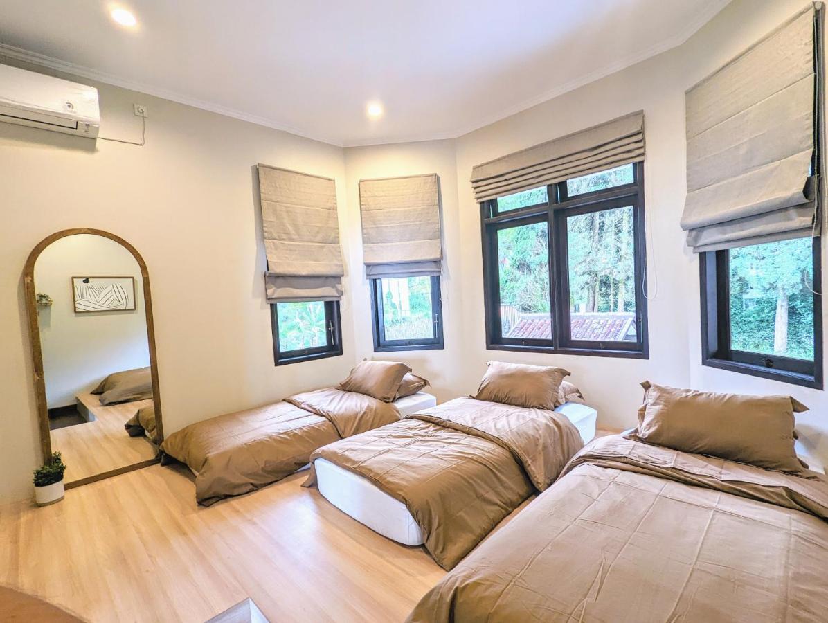 Cottonwood Exclusive Villa @Lembang Asri - Jacuzzi Playground Netflix Billyard Zewnętrze zdjęcie
